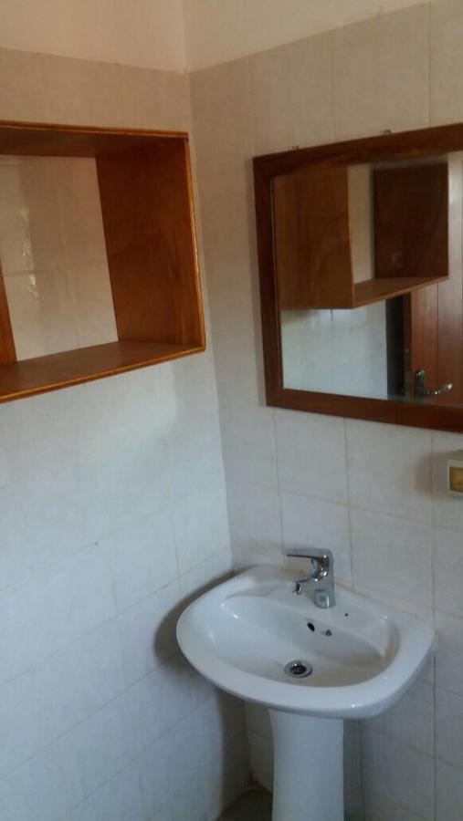 Sarawally Guesthouse Ampaya Экстерьер фото